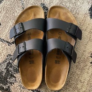 Almost brand new Birkenstock’s size 40